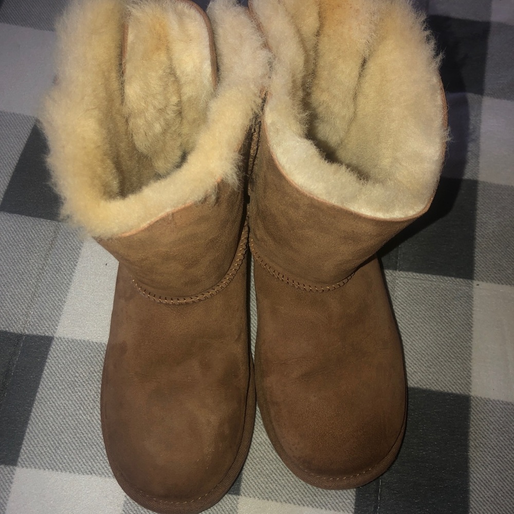 Bailey Bow uggs